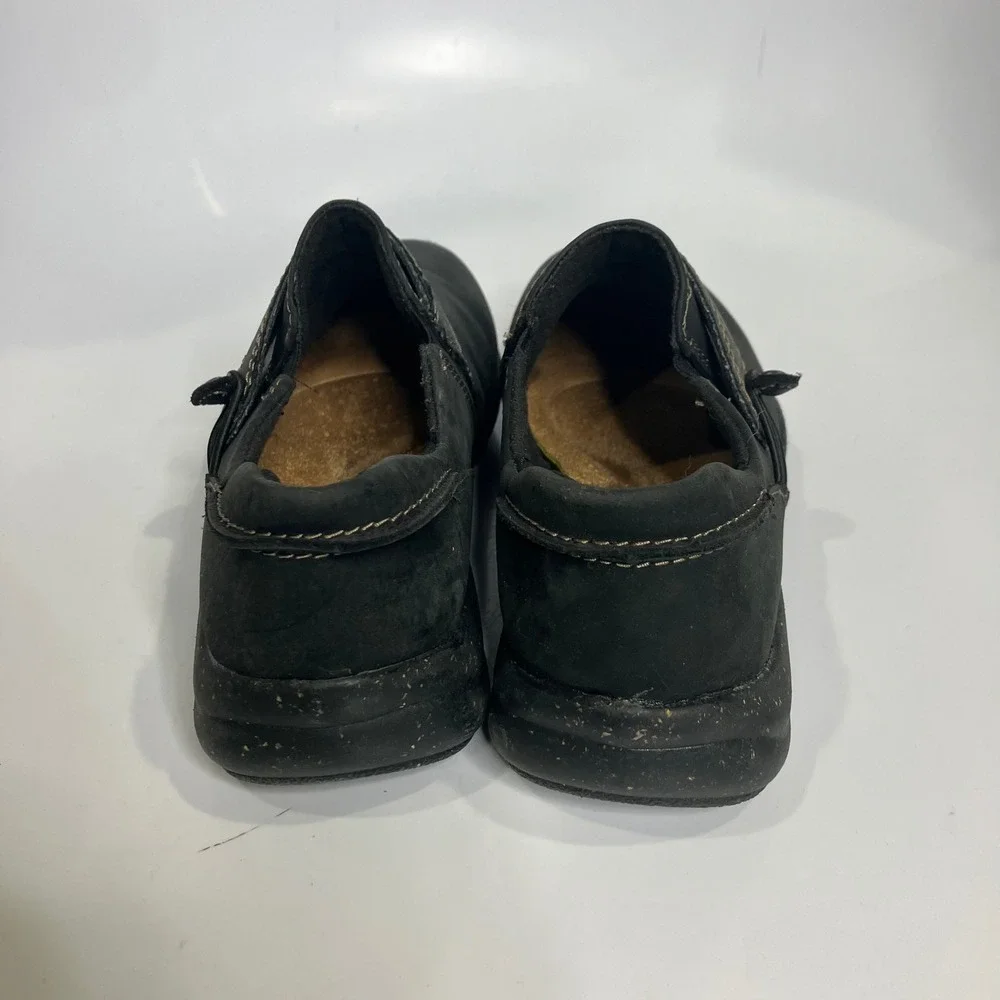 Clarks roseville dot